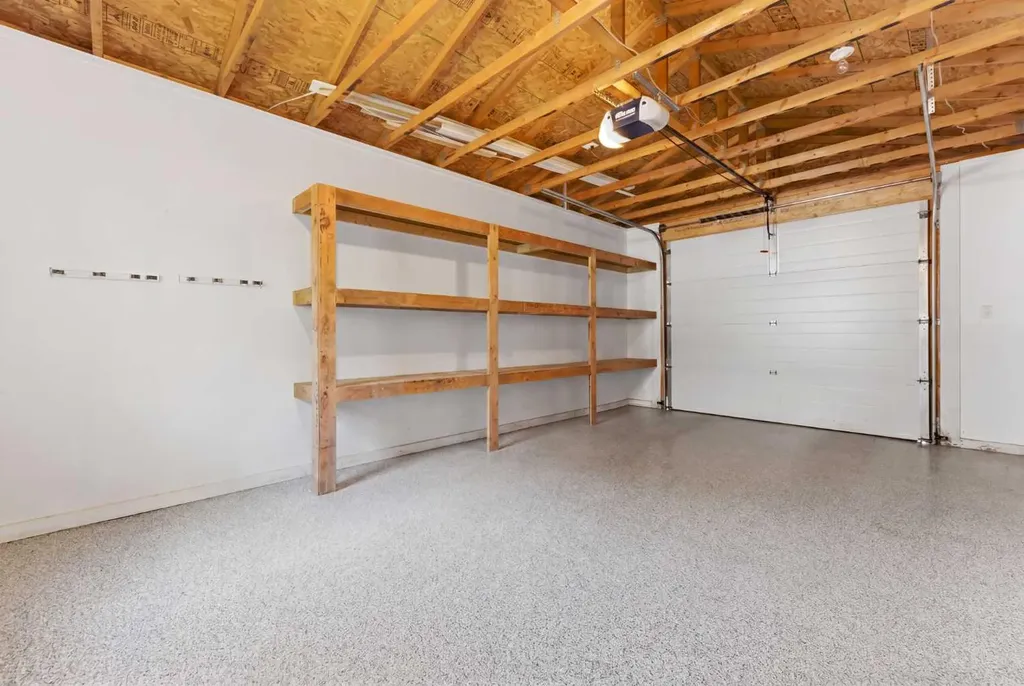 394 Copperpond Boulevard SE Calgary AB T2Z 0Z7