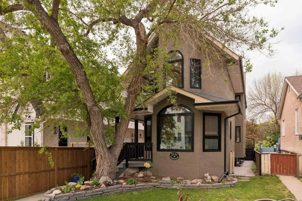 2235 27 Street SW Calgary AB T3E 2E9
