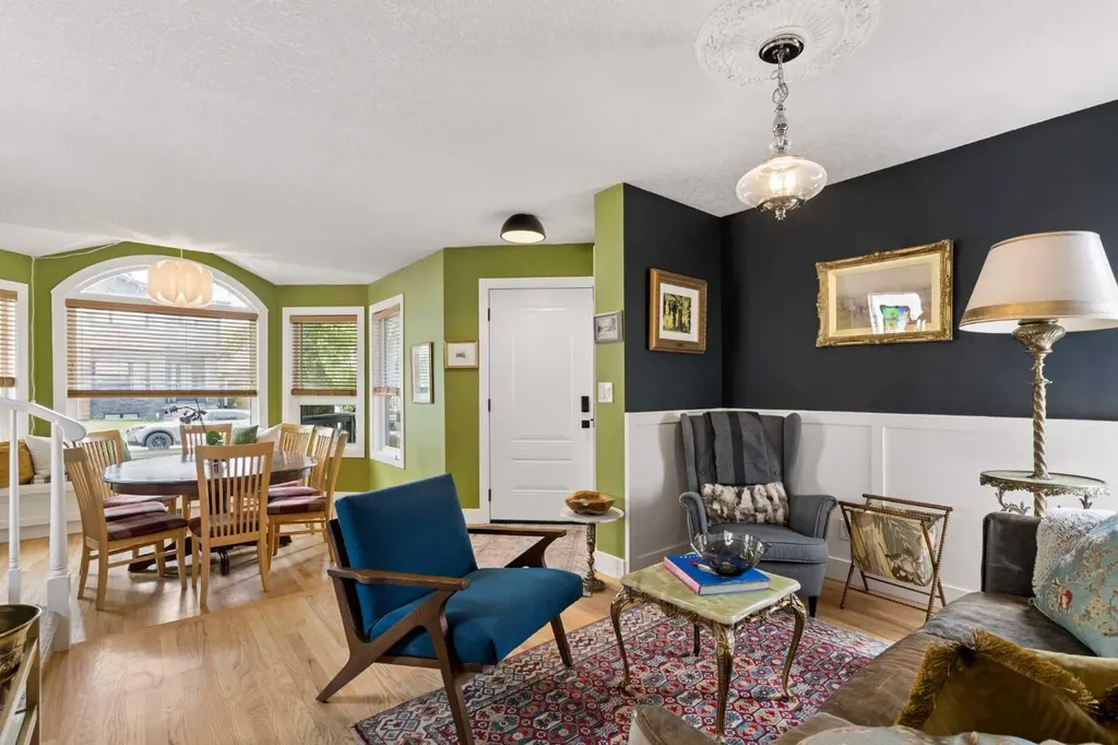 2235 27 Street SW Calgary AB T3E 2E9
