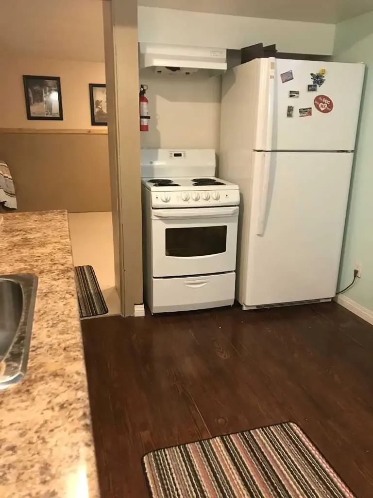710 3 Avenue Fox Creek AB T0H 1P0
