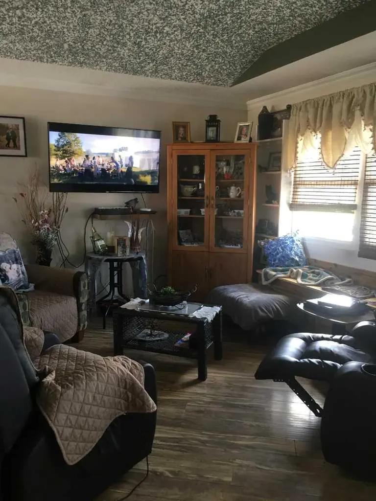 710 3 Avenue Fox Creek AB T0H 1P0
