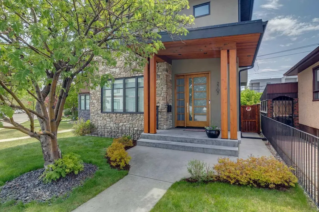 2707 1 Avenue NW Calgary AB T2N 0C7