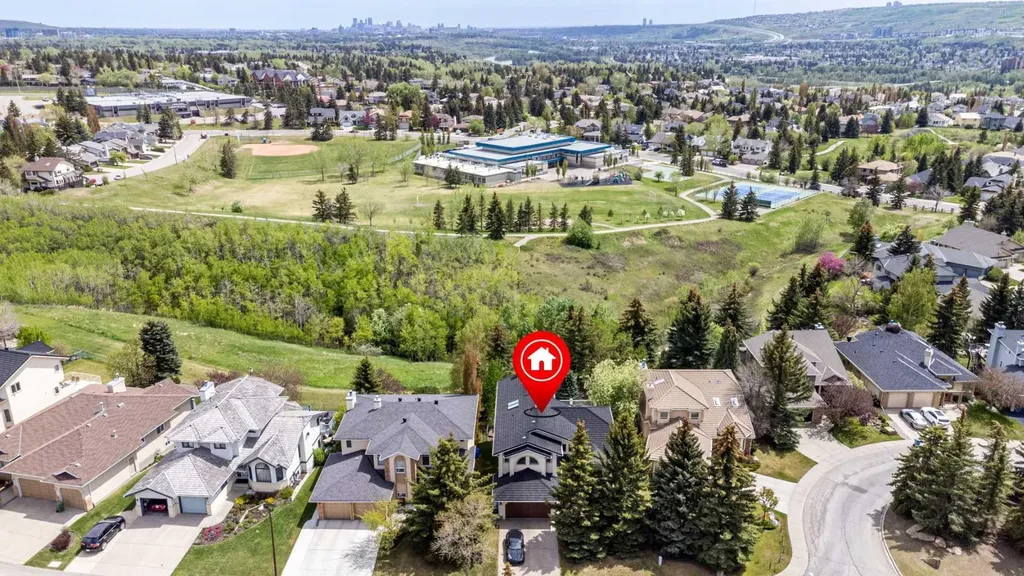 49 Scandia Hill NW Calgary AB T3L1T8