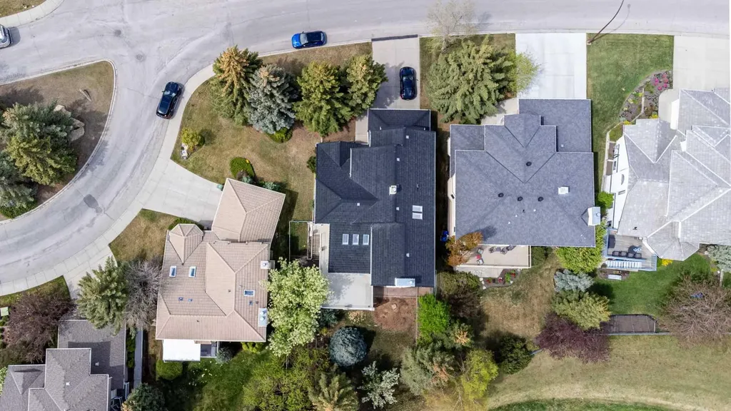 49 Scandia Hill NW Calgary AB T3L1T8