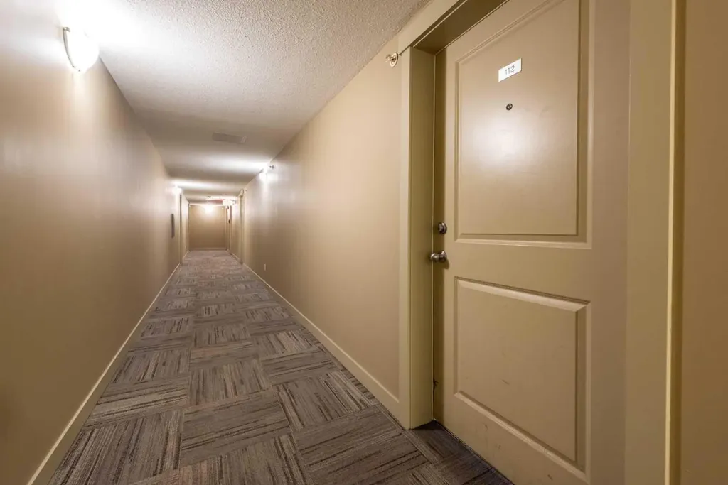 403 Mackenzie Way SE Airdrie AB T4B 3Y7