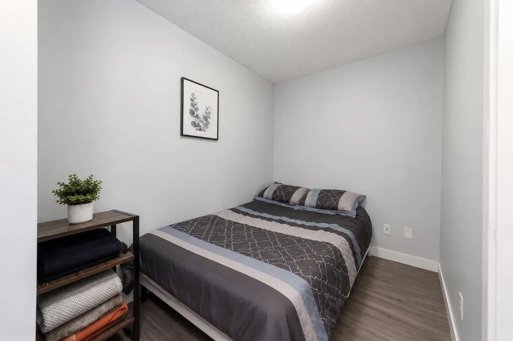403 Mackenzie Way SE Airdrie AB T4B 3Y7