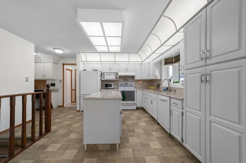 14545 Highway 26 Rural Camrose County AB T0B 4H0