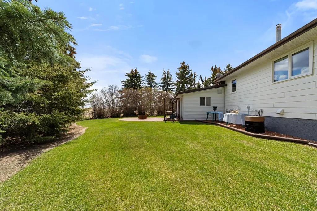 14545 Highway 26 Rural Camrose County AB T0B 4H0