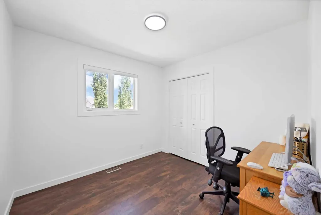 38 Balsam Crescent Olds AB T4H 1L1