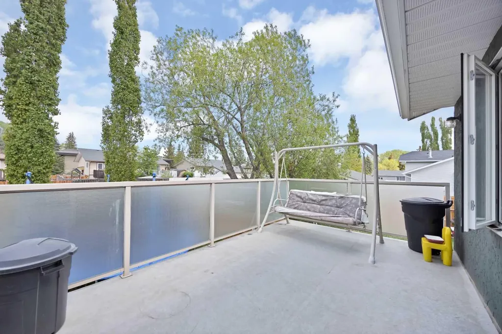 38 Balsam Crescent Olds AB T4H 1L1