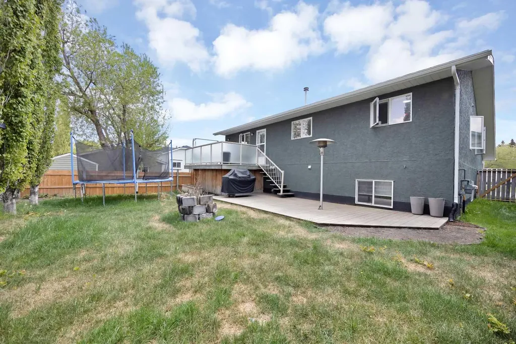 38 Balsam Crescent Olds AB T4H 1L1