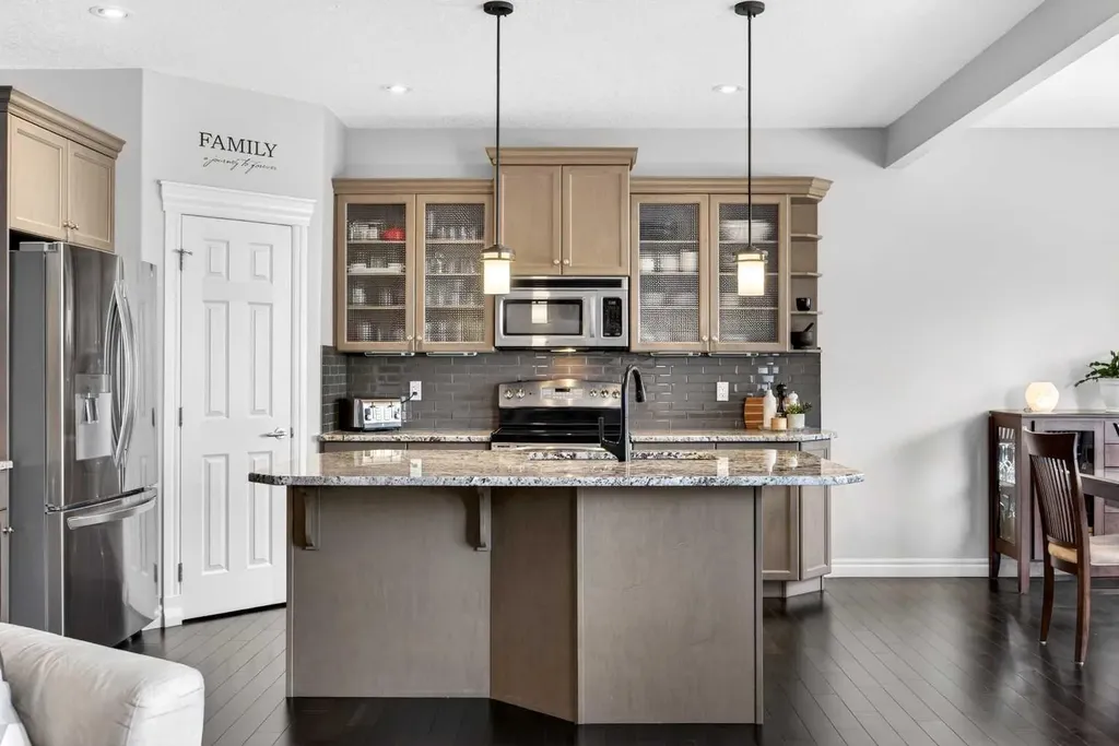293 Bridleridge View SW Calgary AB T2Y0E6