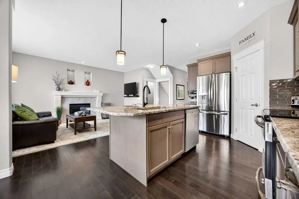 293 Bridleridge View SW Calgary AB T2Y0E6