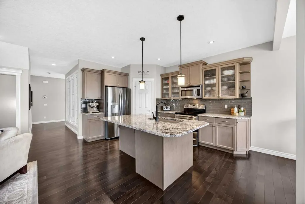 293 Bridleridge View SW Calgary AB T2Y0E6