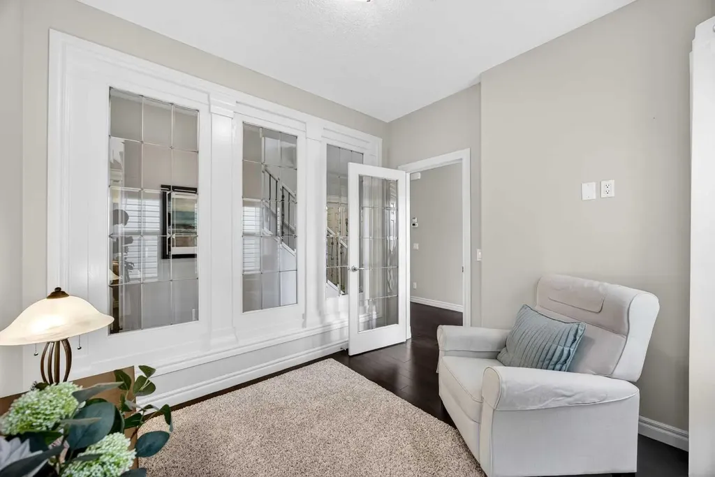 293 Bridleridge View SW Calgary AB T2Y0E6