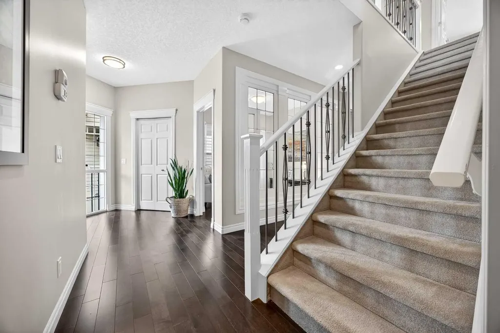 293 Bridleridge View SW Calgary AB T2Y0E6