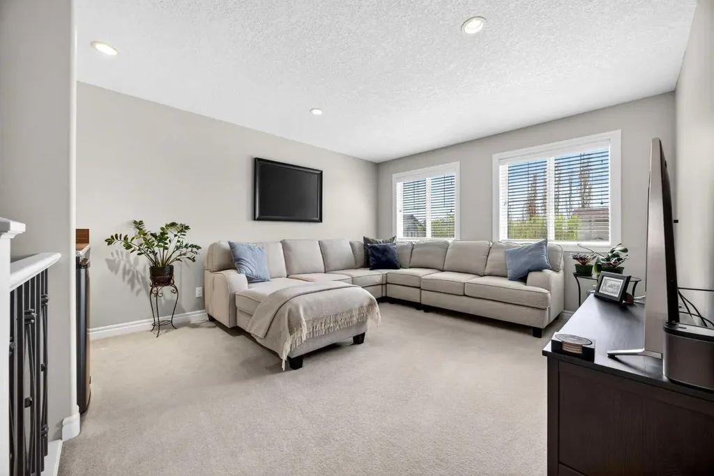 293 Bridleridge View SW Calgary AB T2Y0E6
