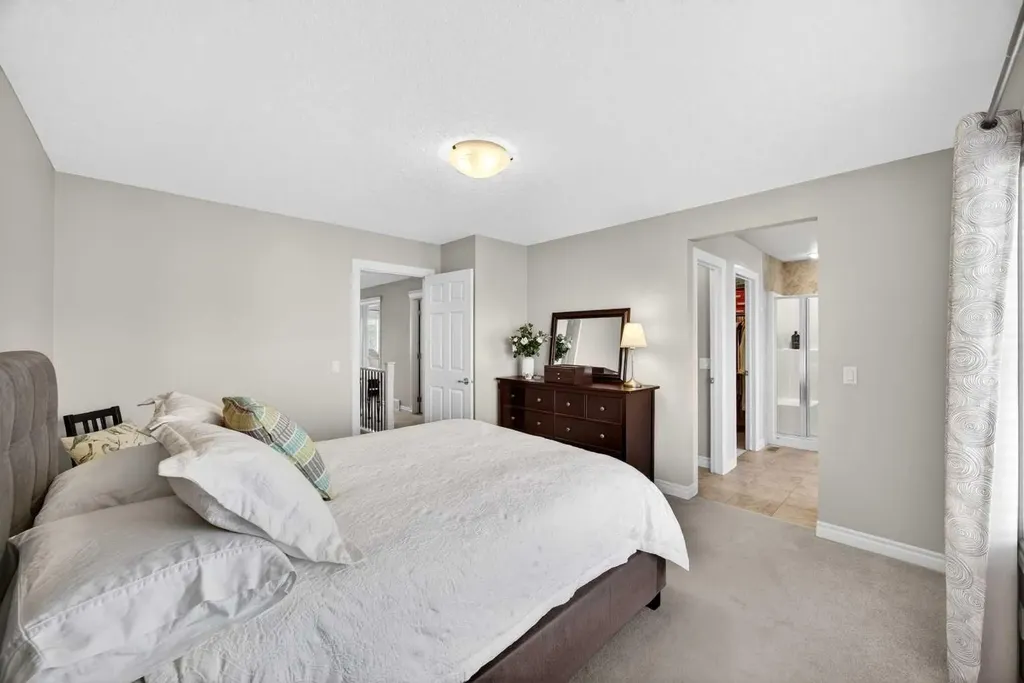 293 Bridleridge View SW Calgary AB T2Y0E6