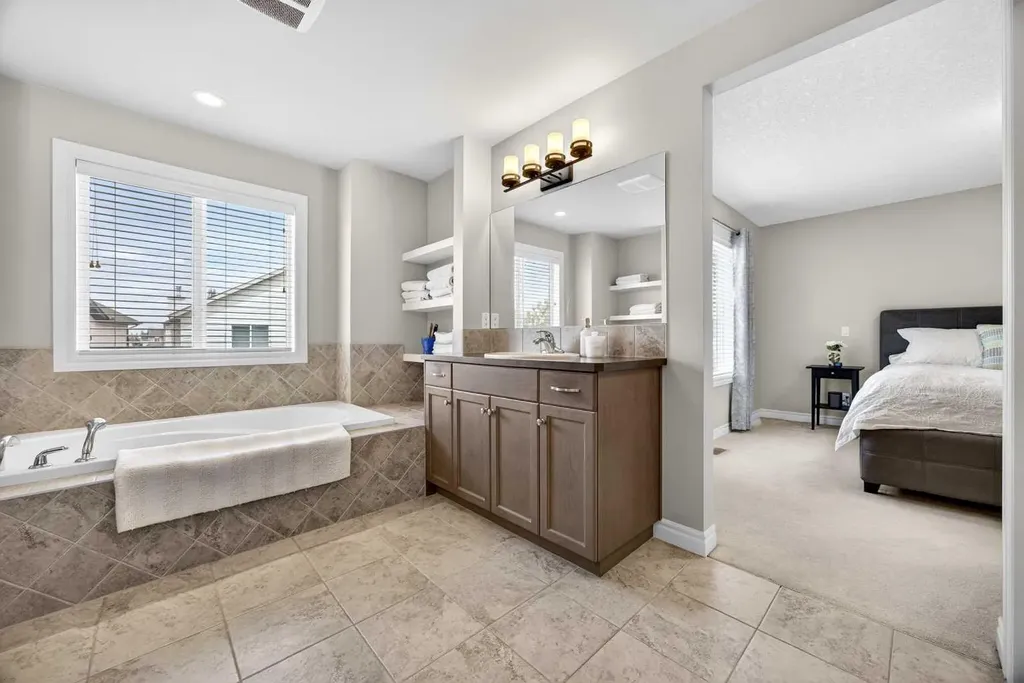 293 Bridleridge View SW Calgary AB T2Y0E6