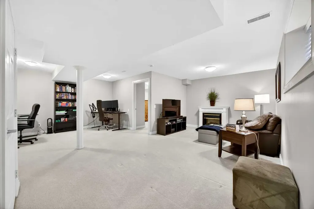 293 Bridleridge View SW Calgary AB T2Y0E6