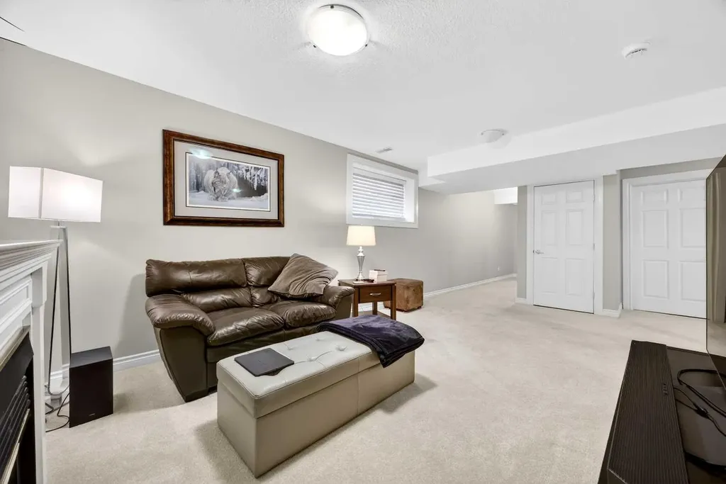 293 Bridleridge View SW Calgary AB T2Y0E6