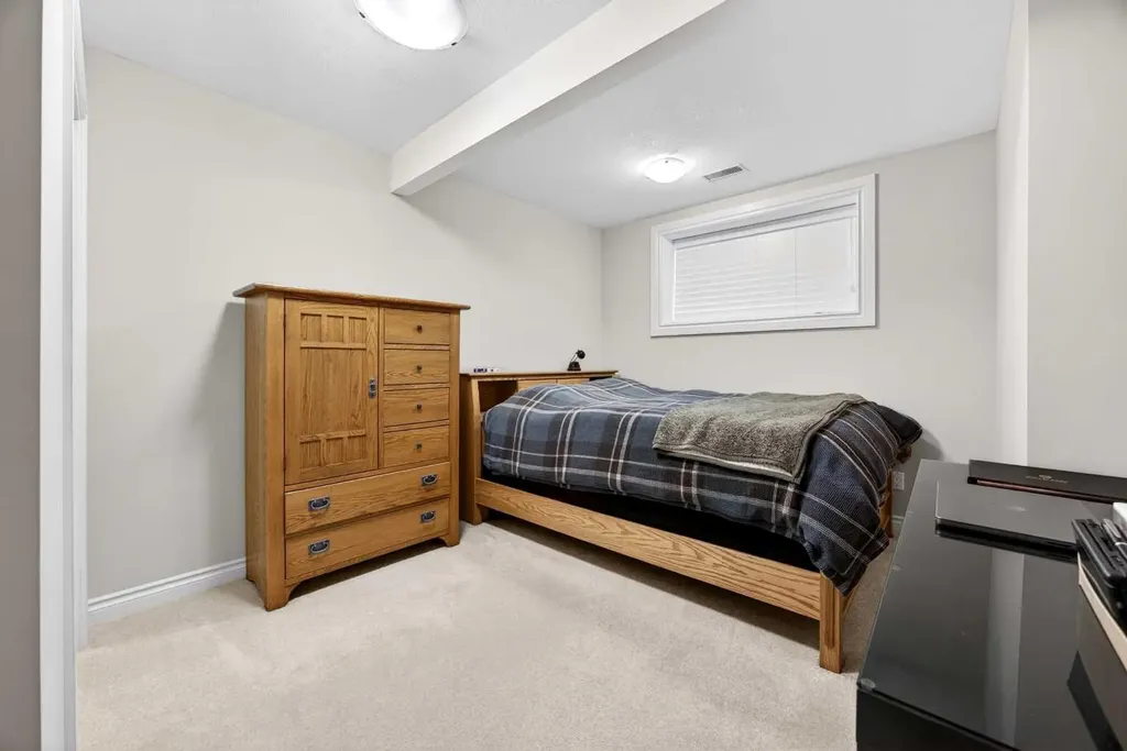293 Bridleridge View SW Calgary AB T2Y0E6