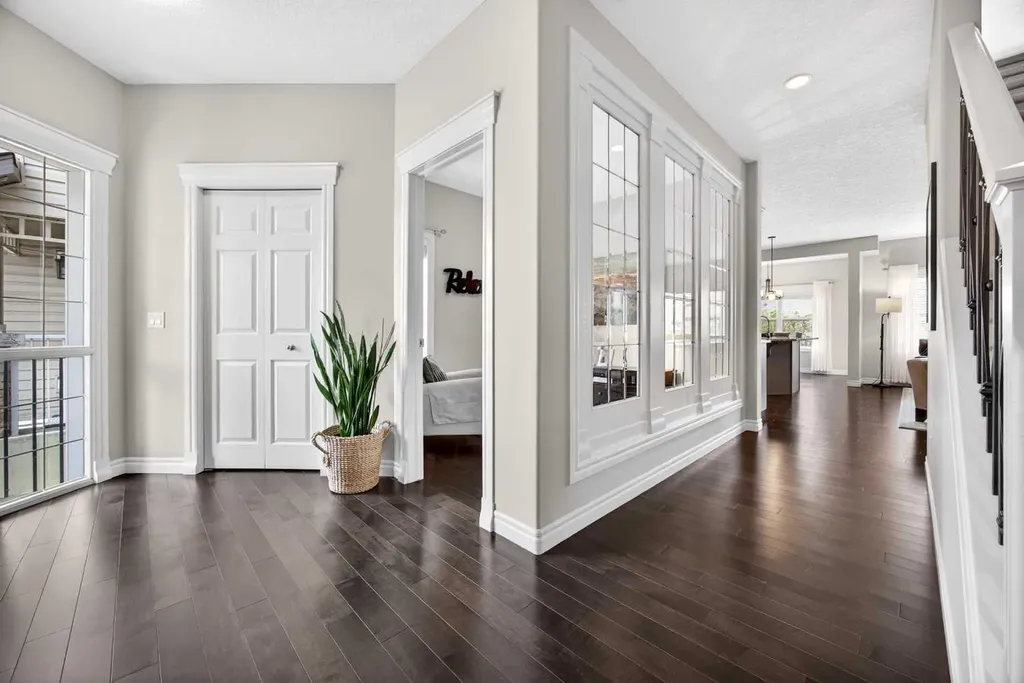 293 Bridleridge View SW Calgary AB T2Y0E6