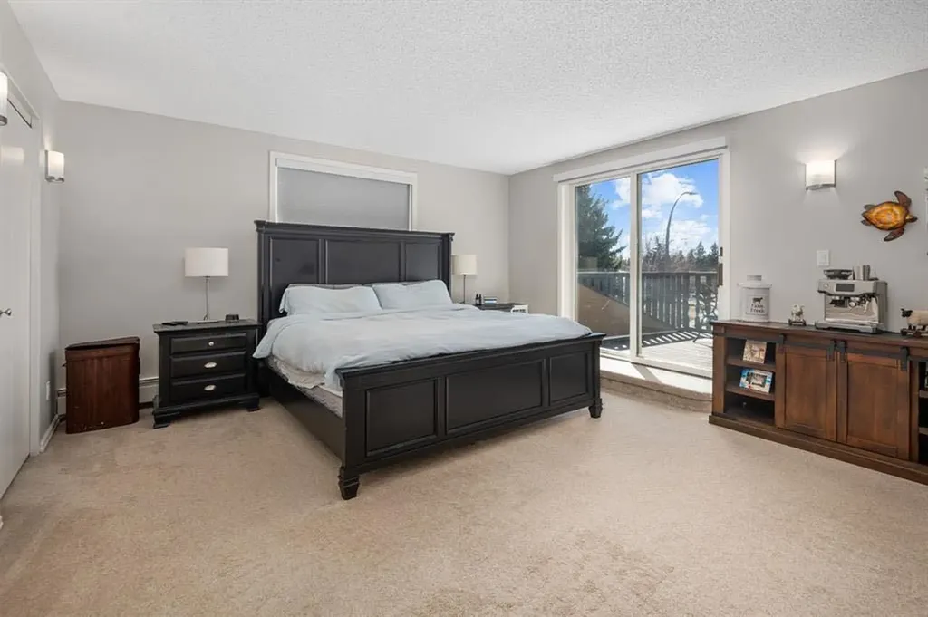 3144 Breen Crescent NW Calgary AB T2L 1S7