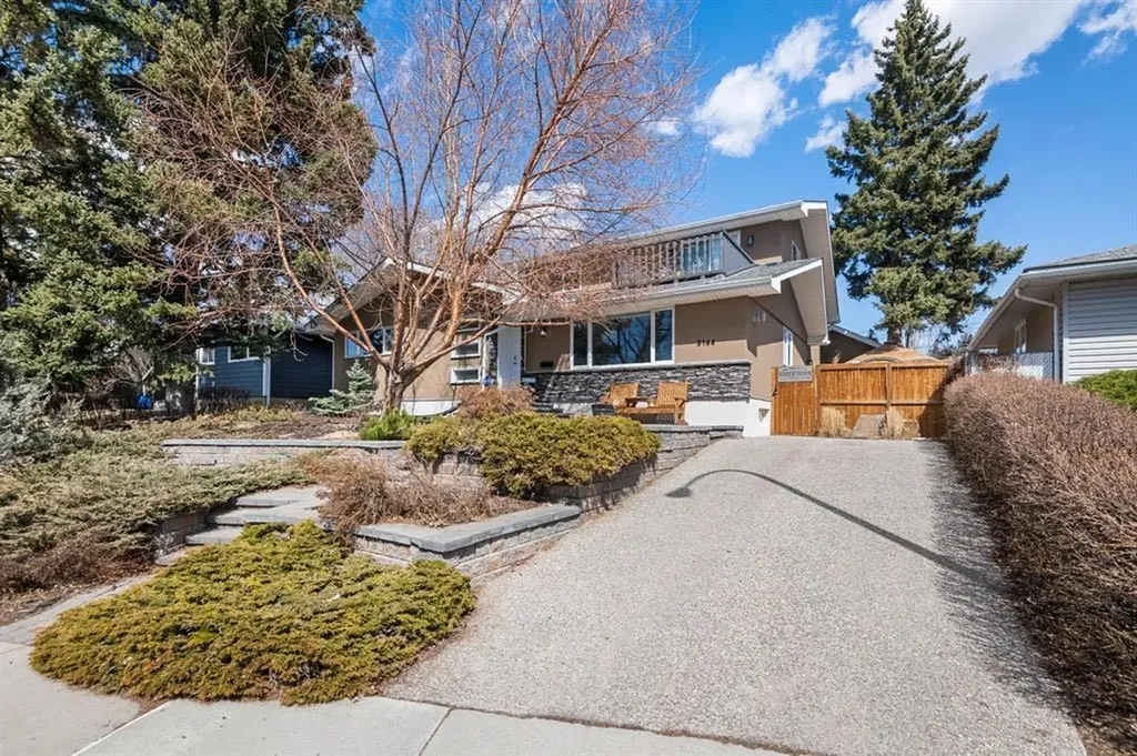 3144 Breen Crescent NW Calgary AB T2L 1S7