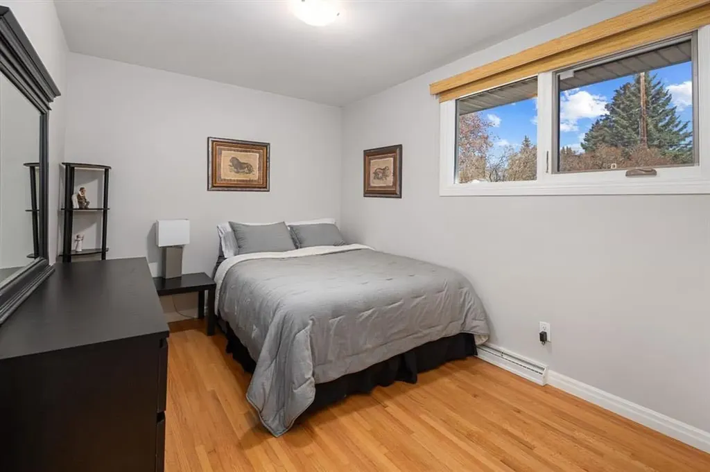 3144 Breen Crescent NW Calgary AB T2L 1S7