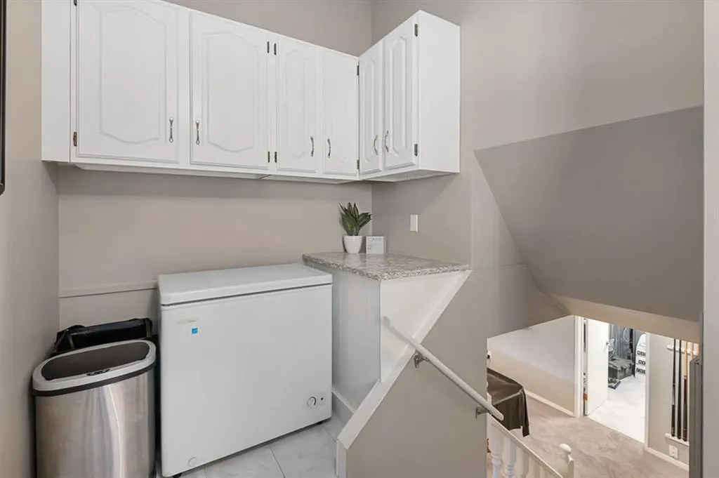 3144 Breen Crescent NW Calgary AB T2L 1S7