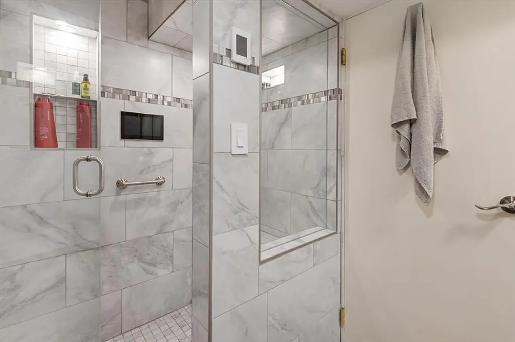 3144 Breen Crescent NW Calgary AB T2L 1S7