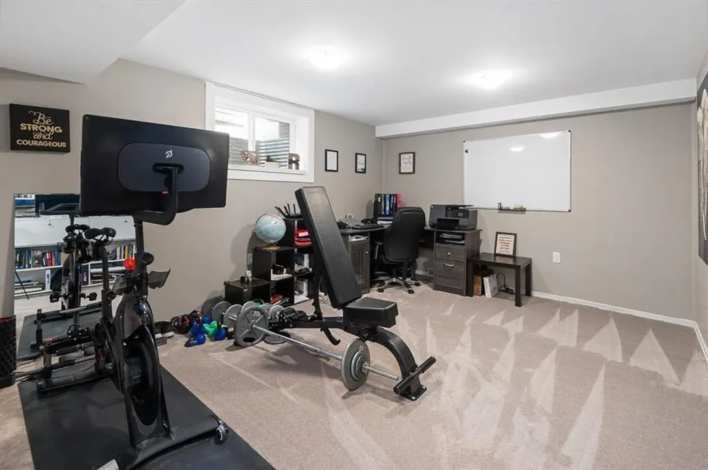 3144 Breen Crescent NW Calgary AB T2L 1S7