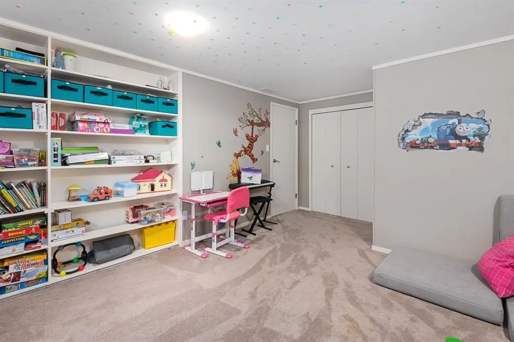 3144 Breen Crescent NW Calgary AB T2L 1S7