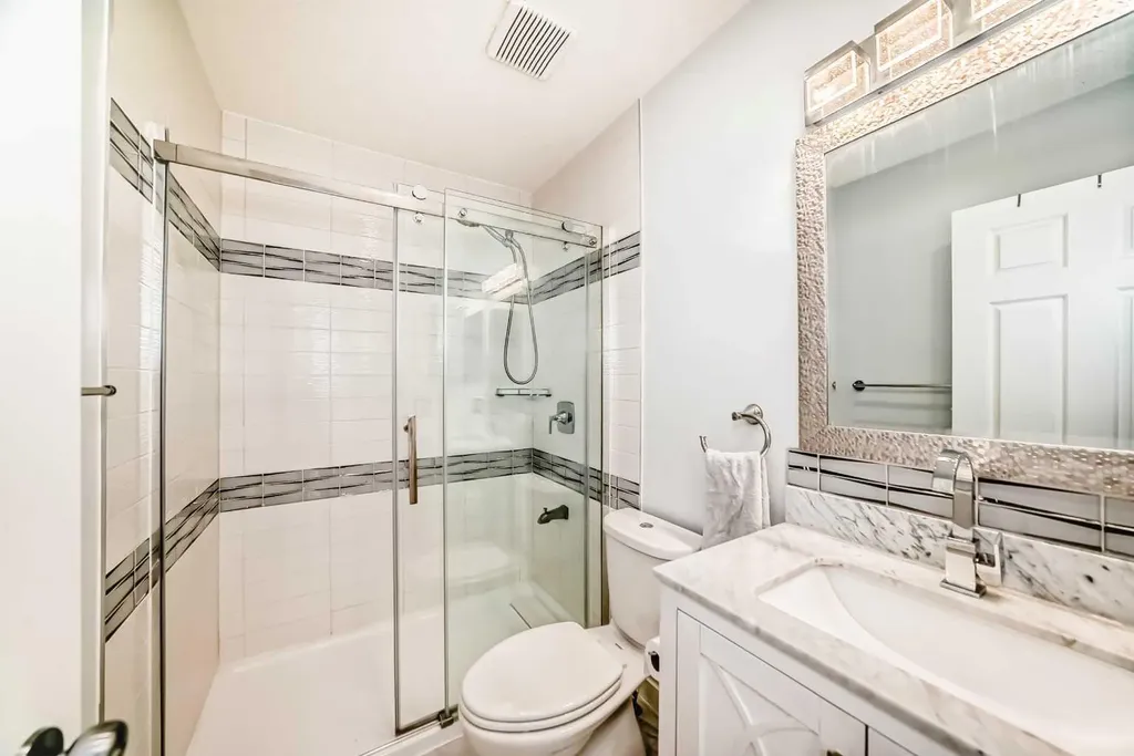 191 Sienna Park Terrace SW Calgary AB T3H 4M9