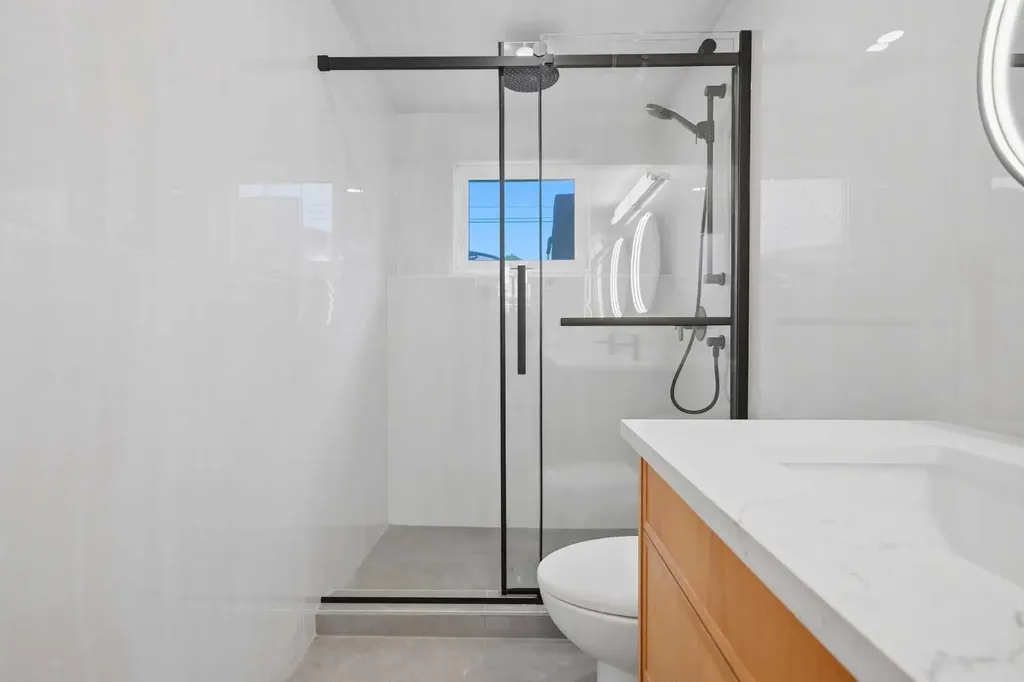 1132 Lake Sylvan Place SE Calgary AB T2J2P6