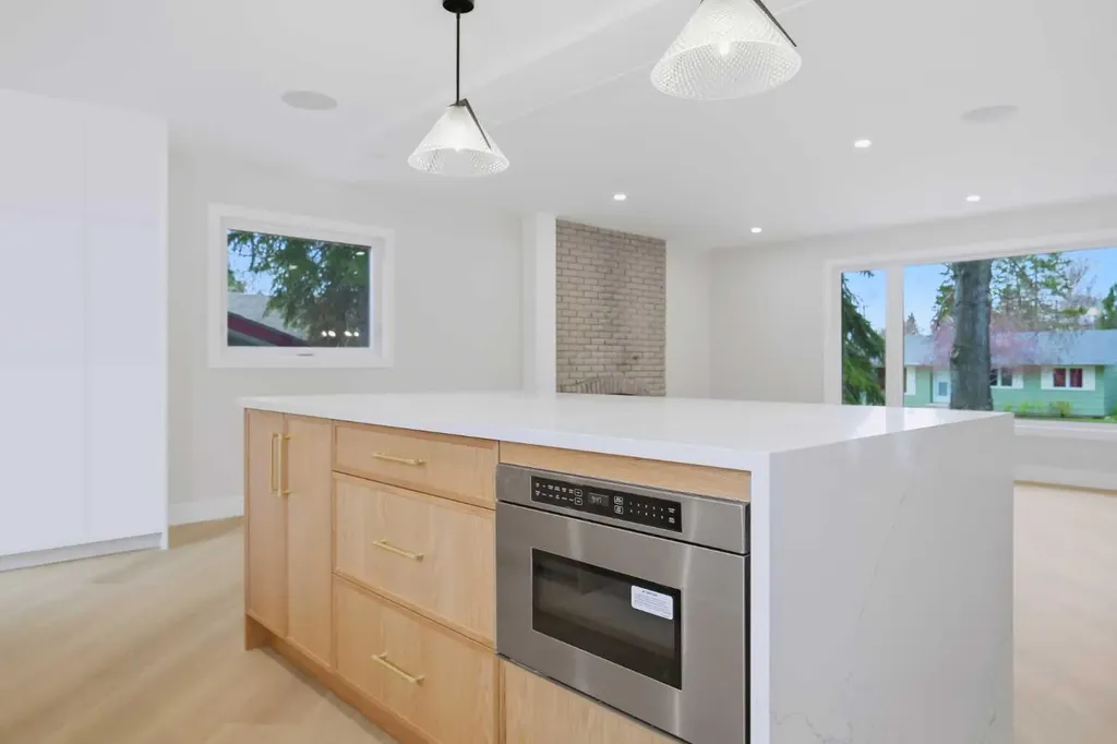 1132 Lake Sylvan Place SE Calgary AB T2J2P6