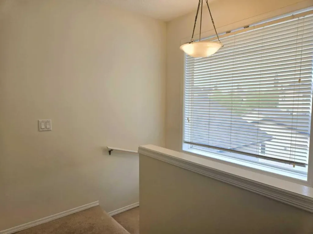 210 Prestwick Circle SE Calgary AB T2Z 3X5