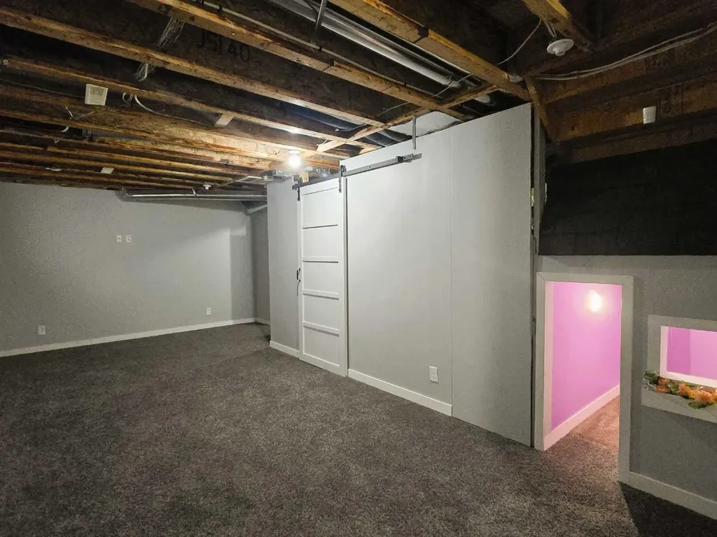 210 Prestwick Circle SE Calgary AB T2Z 3X5