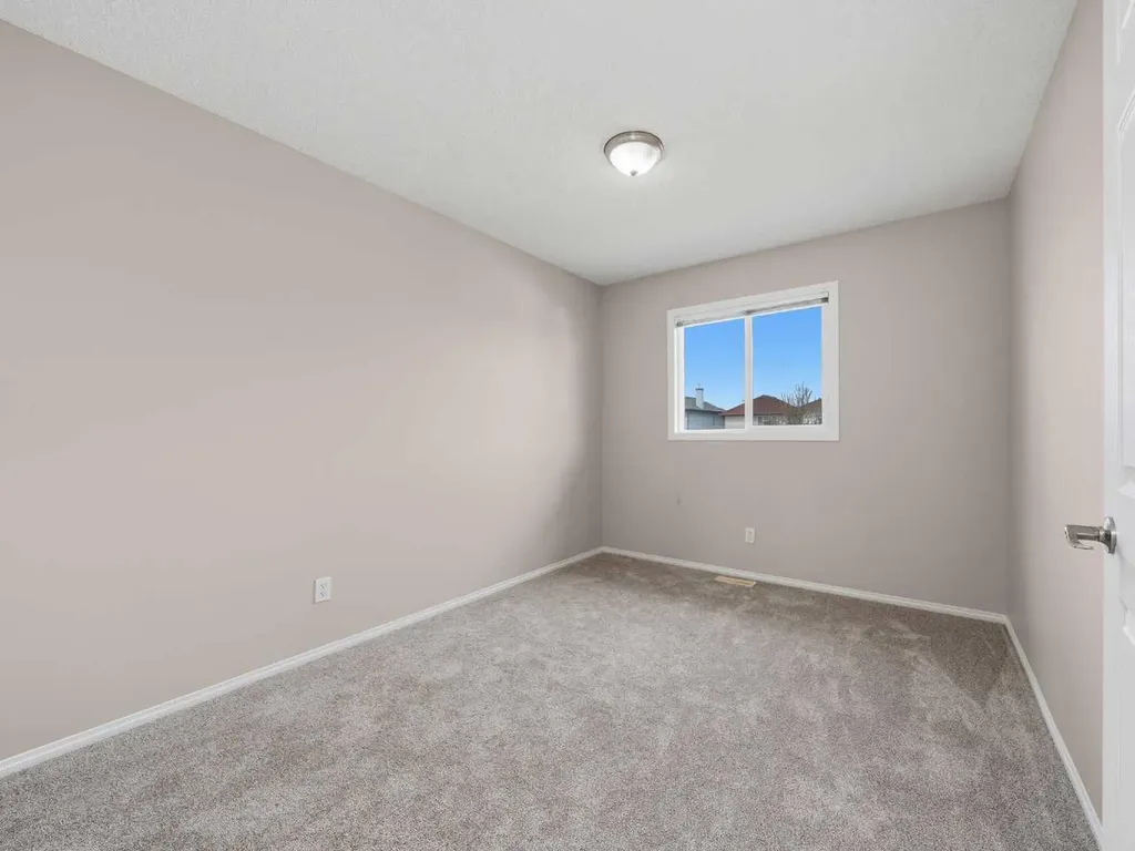 128 Taradale Drive NE Calgary AB T3J 5A9