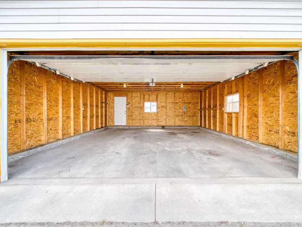 128 Taradale Drive NE Calgary AB T3J 5A9