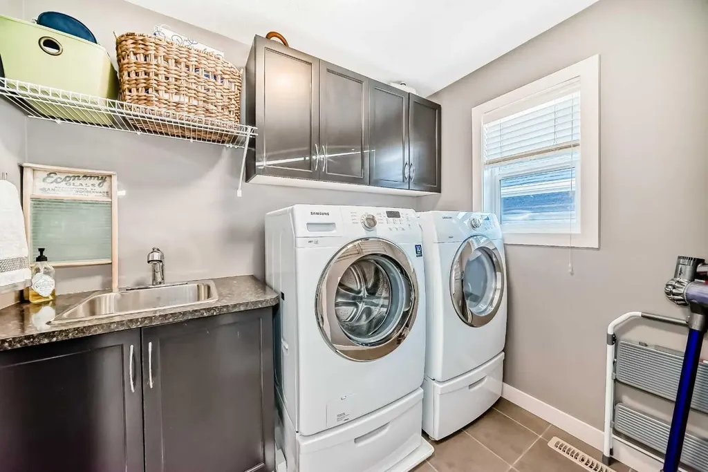 93 Williamstown Green NW Airdrie AB T4B 0S9
