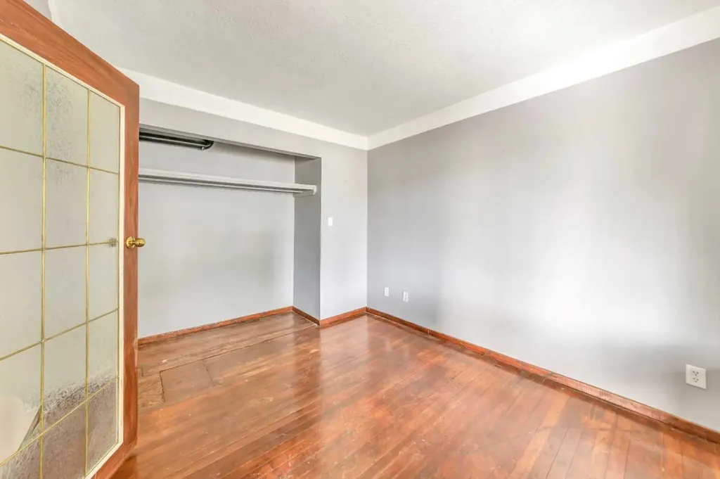 5207 48 Street Lloydminster AB T9V 0J2