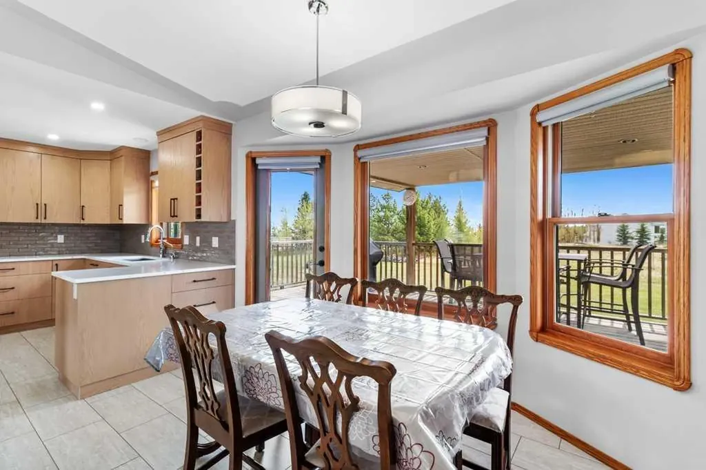 1271 Township Road 392 Rural Red Deer County AB T4S 1R7