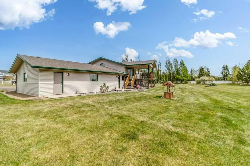 1271 Township Road 392 Rural Red Deer County AB T4S 1R7