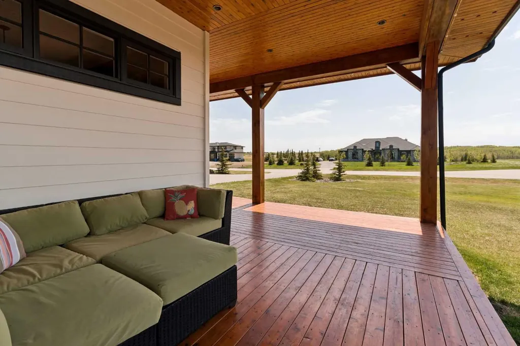 14 Silverhorn Park Rural Rocky View County AB T3R0X3