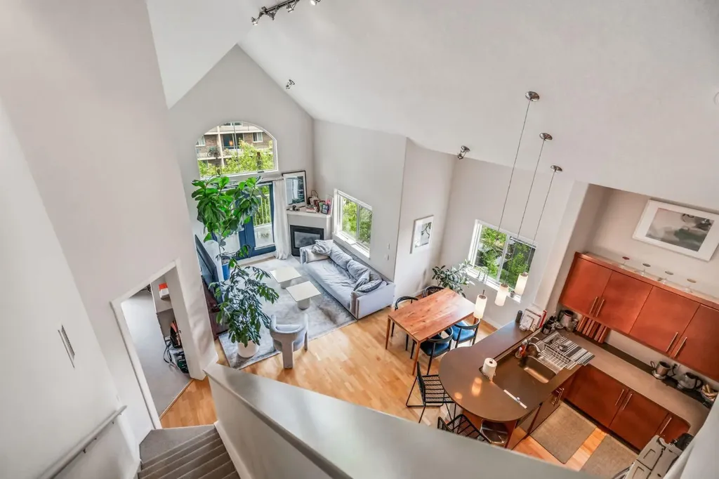 509 21 Avenue SW Calgary AB T2S 0G9