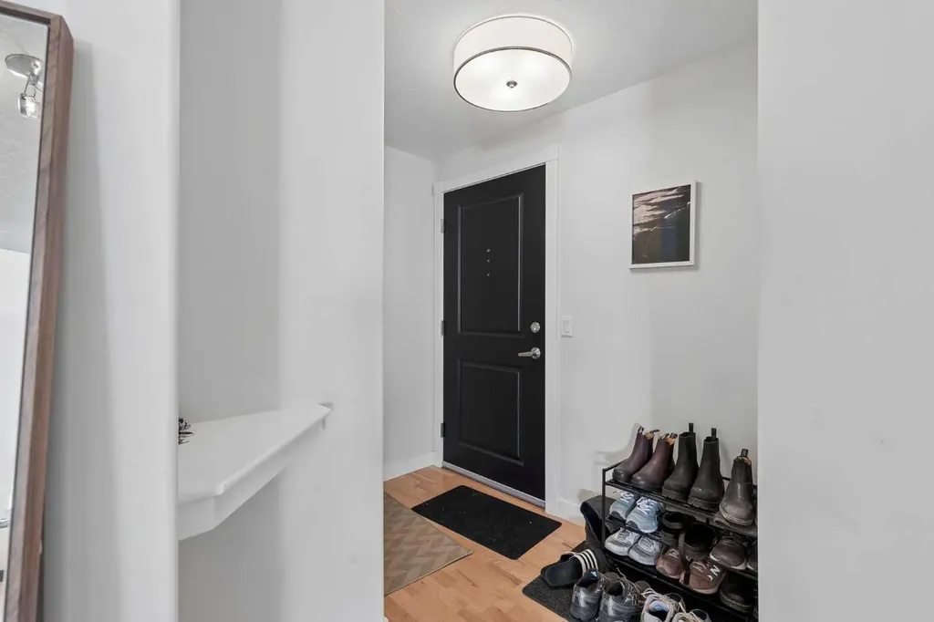 509 21 Avenue SW Calgary AB T2S 0G9