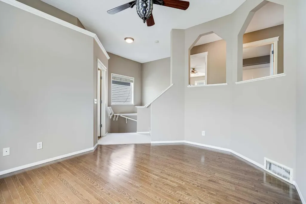 34 Kincora Drive NW Calgary AB T3R 1K8