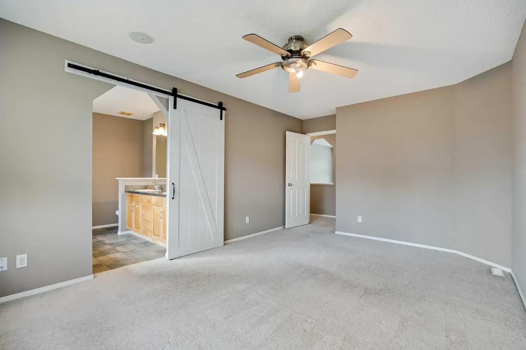 34 Kincora Drive NW Calgary AB T3R 1K8